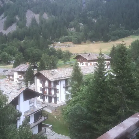 Monterosa Elite Lyshaus Luxury Mountain View * גרסוני-סן-ג'אן