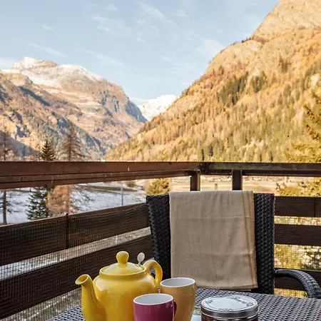 Monterosa Elite Lyshaus Luxury Mountain View Appartement *